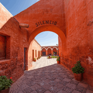 City Tour Arequipa Peatonal + Monasterio Santa Catalina