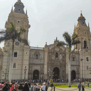 City Tour Lima – Convento Santo Domingo + Catedral