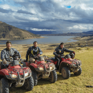Excursión en Cuatrimotos Laguna Huaypo y Salineras